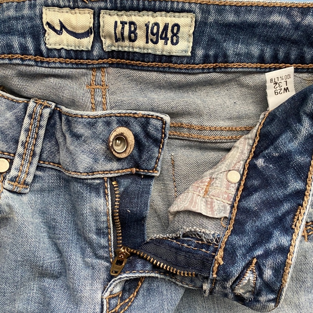 LTB  distressed jeans